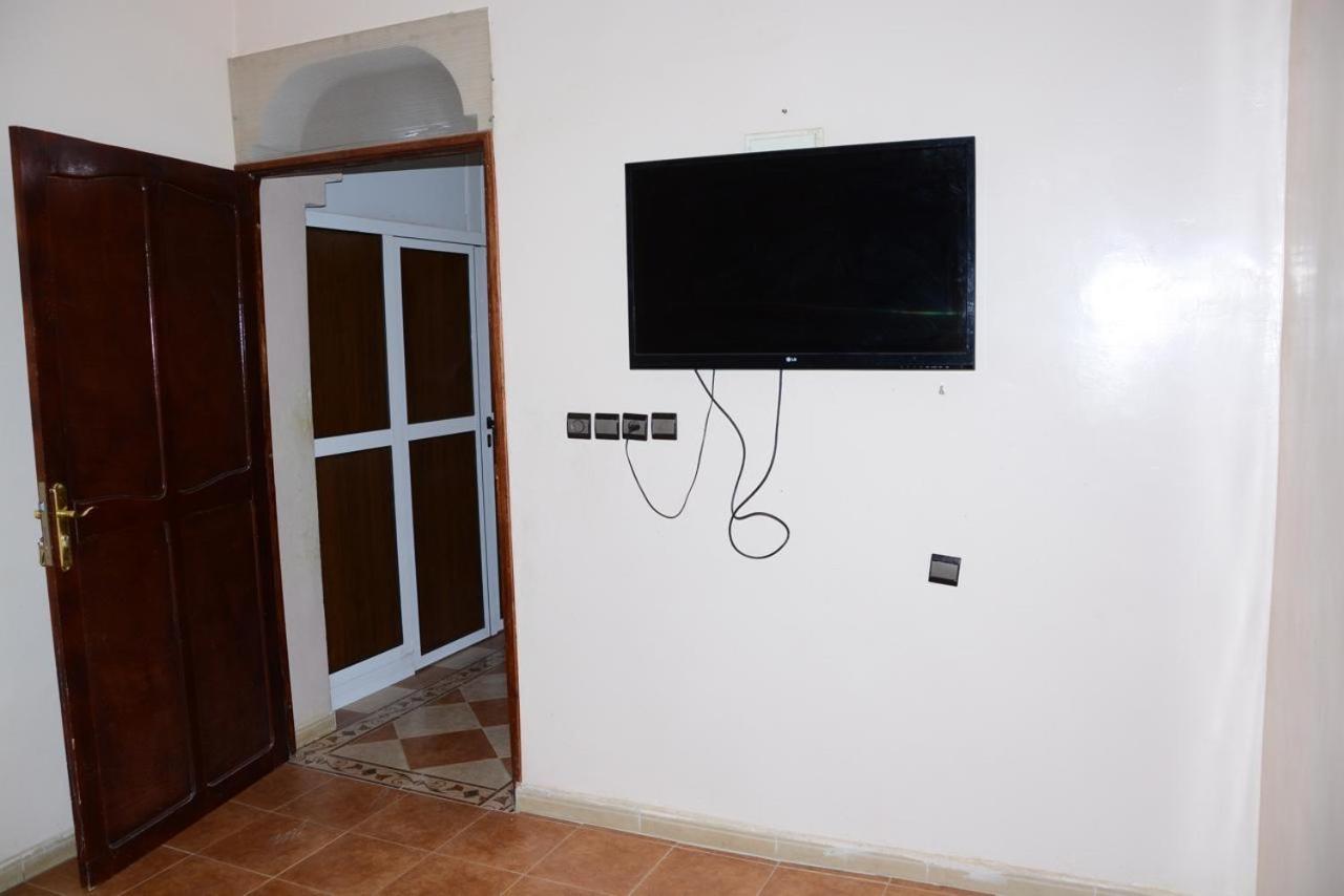 Hassan Home House With Air Conditioning Errachidia Bagian luar foto